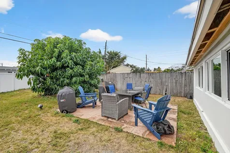 376 Leigh Road West Palm Beach FL 33405
