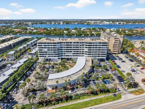3589 S Ocean Boulevard South Palm Beach FL 33480