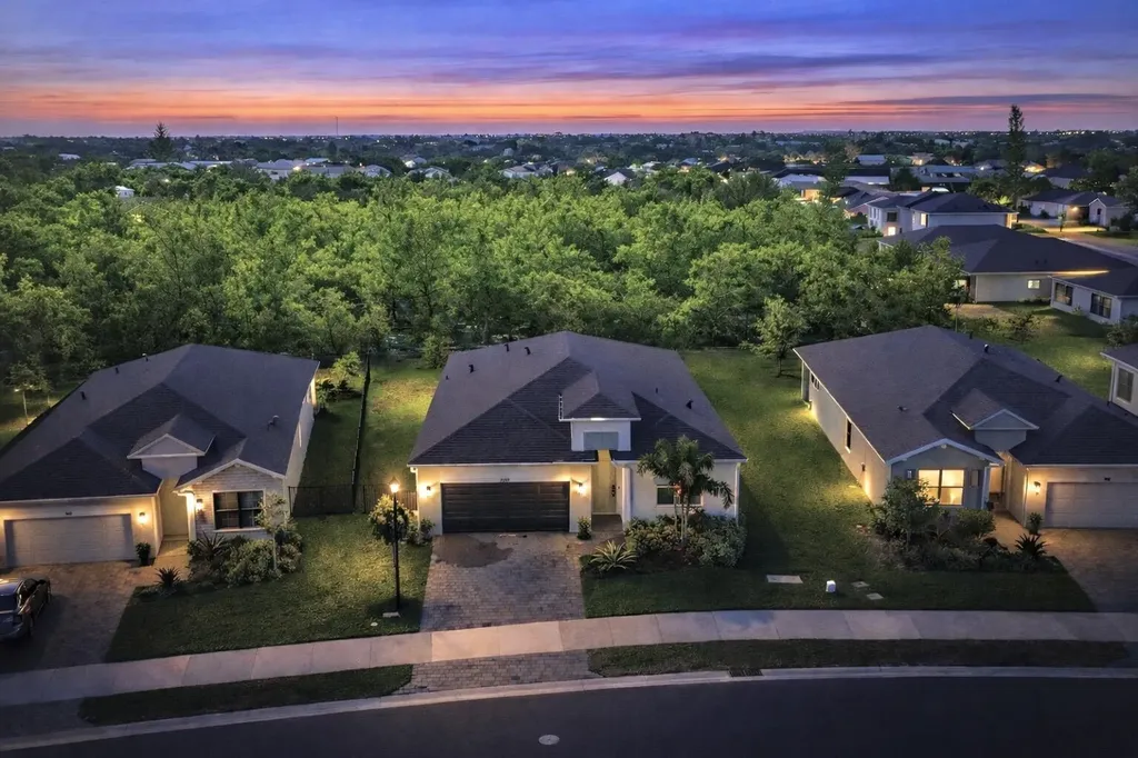 2099 NE Cedar Drive Jensen Beach FL 34957