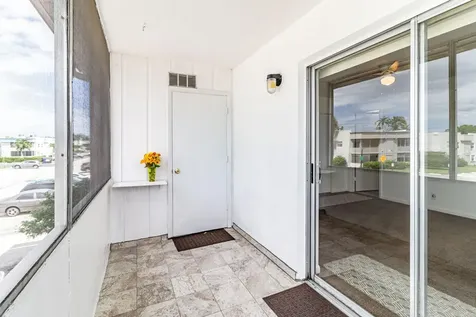 809 Flanders Q Delray Beach FL 33484