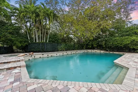 1993 Se Giffen Avenue Port Saint Lucie FL 34952