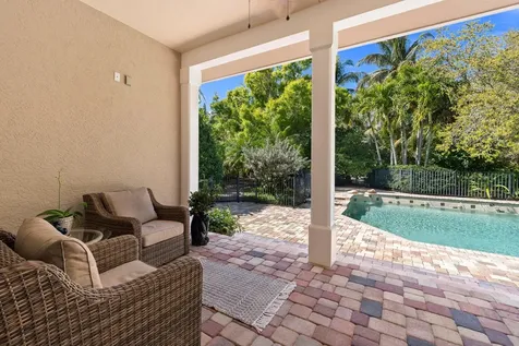 1993 Se Giffen Avenue Port Saint Lucie FL 34952