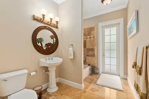 1993 Se Giffen Avenue Port Saint Lucie FL 34952