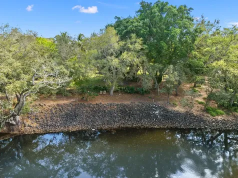 1993 Se Giffen Avenue Port Saint Lucie FL 34952