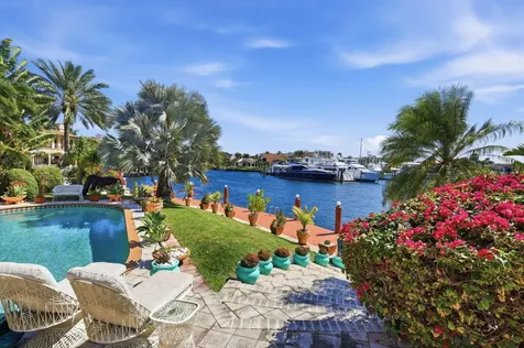 2850 Ne 44th Street Lighthouse Point FL 33064