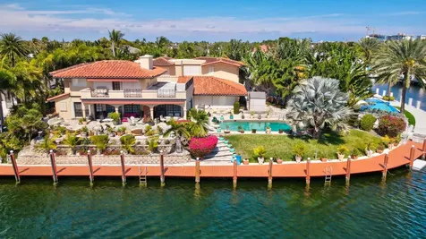 2850 Ne 44th Street Lighthouse Point FL 33064