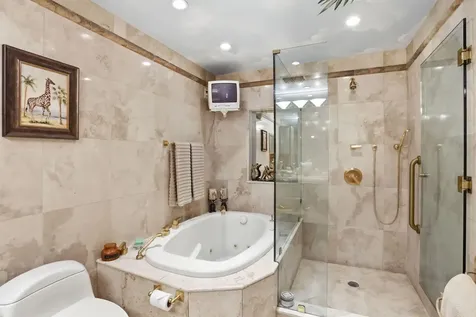 2850 Ne 44th Street Lighthouse Point FL 33064