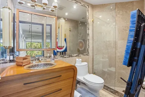 2850 Ne 44th Street Lighthouse Point FL 33064