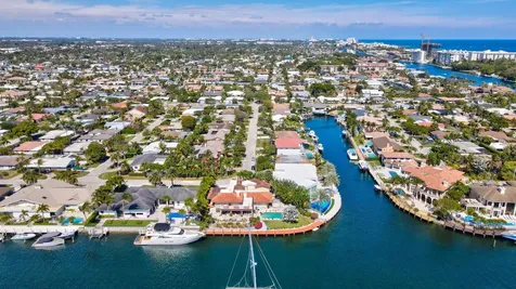 2850 Ne 44th Street Lighthouse Point FL 33064