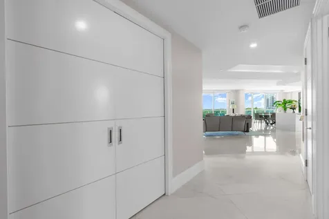 550 Se Mizner Boulevard Boca Raton FL 33432