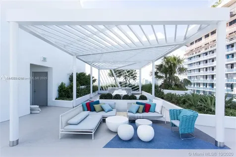 55 SW 9th Street Miami FL 33130