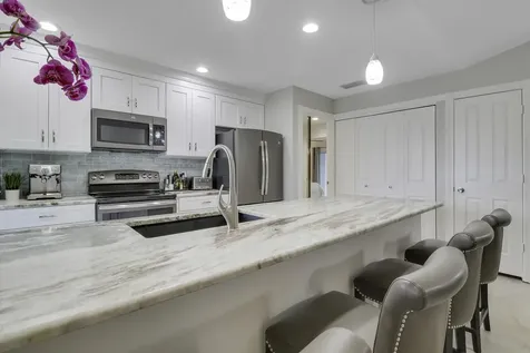 1201b Nw Sun Terrace Circle Port Saint Lucie FL 34986