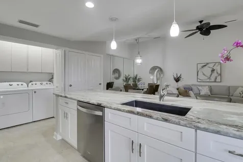 1201b Nw Sun Terrace Circle Port Saint Lucie FL 34986