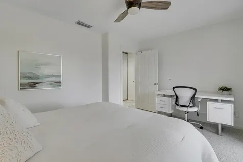 1201b Nw Sun Terrace Circle Port Saint Lucie FL 34986