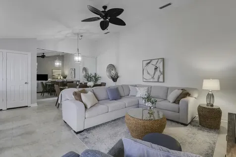 1201b Nw Sun Terrace Circle Port Saint Lucie FL 34986