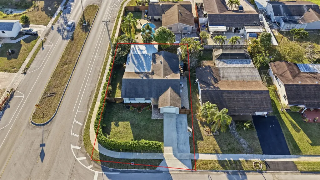 22229 Sw 65th Way Boca Raton FL 33428