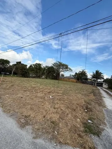 4583 Diekhans Road West Palm Beach FL 33417
