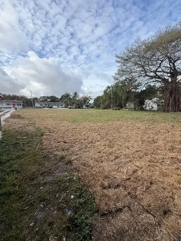 4583 Diekhans Road West Palm Beach FL 33417