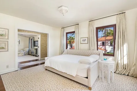 237 El Bravo Way Palm Beach FL 33480
