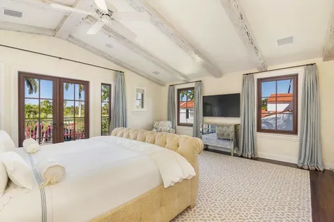 237 El Bravo Way Palm Beach FL 33480