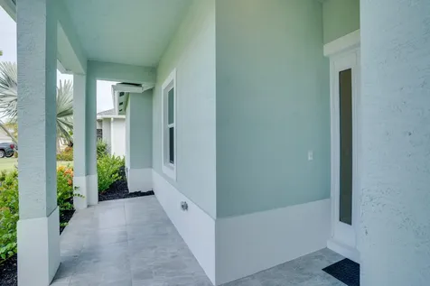 388 Sw Vista Lake Drive Port Saint Lucie FL 34983