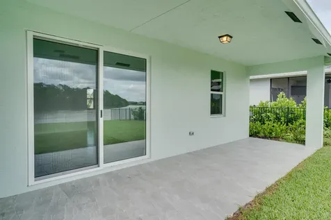 388 Sw Vista Lake Drive Port Saint Lucie FL 34983