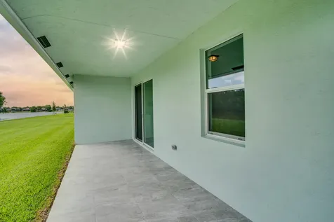 388 Sw Vista Lake Drive Port Saint Lucie FL 34983
