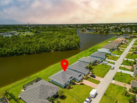 388 Sw Vista Lake Drive Port Saint Lucie FL 34983