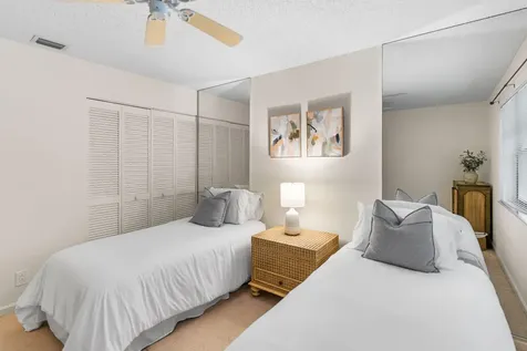 229 Old Meadow Way Palm Beach Gardens FL 33418