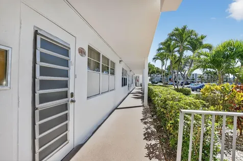 1038 Cambridge B Deerfield Beach FL 33442