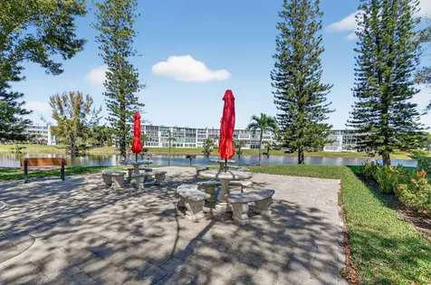 1038 Cambridge B Deerfield Beach FL 33442