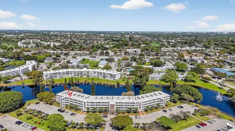 1038 Cambridge B Deerfield Beach FL 33442