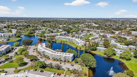 1038 Cambridge B Deerfield Beach FL 33442