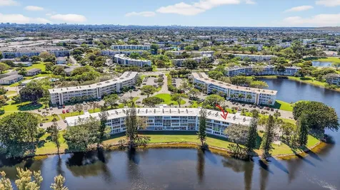 1038 Cambridge B Deerfield Beach FL 33442