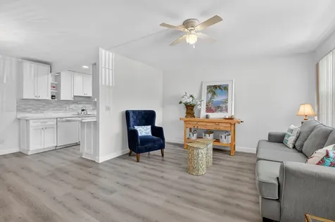 1038 Cambridge B Deerfield Beach FL 33442