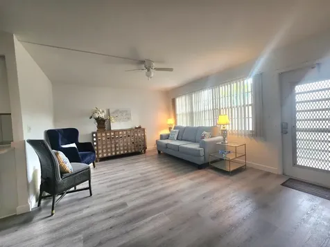 1038 Cambridge B Deerfield Beach FL 33442