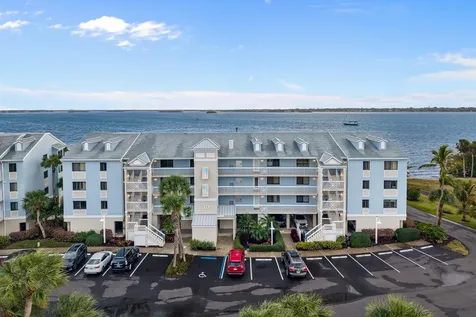 10 Ne Plantation Road Stuart FL 34996