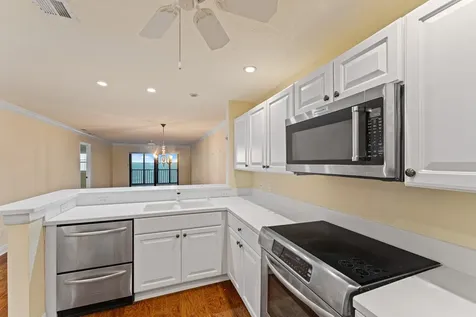 10 Ne Plantation Road Stuart FL 34996
