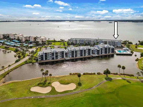 10 Ne Plantation Road Stuart FL 34996
