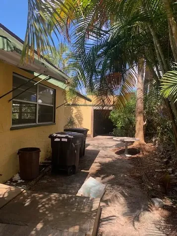 805 Sunset Road West Palm Beach FL 33401