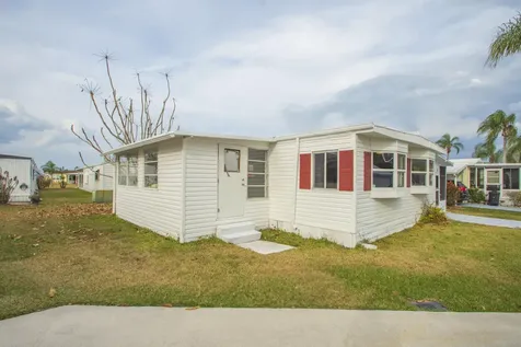 5 Santa Fe Lane Port Saint Lucie FL 34952
