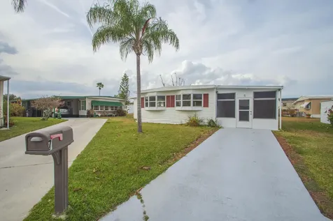 5 Santa Fe Lane Port Saint Lucie FL 34952