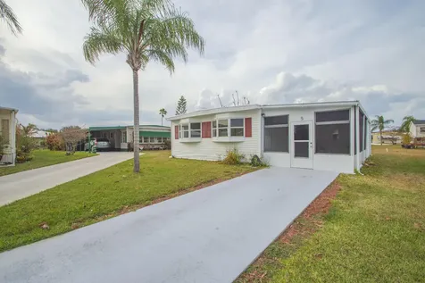 5 Santa Fe Lane Port Saint Lucie FL 34952