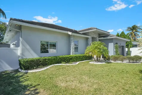 875 SE 13th Avenue Deerfield Beach FL 33441