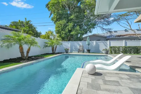 875 SE 13th Avenue Deerfield Beach FL 33441