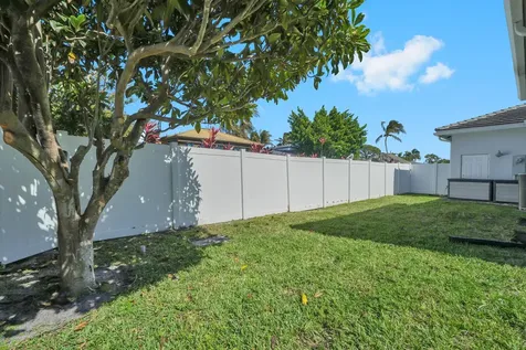 875 SE 13th Avenue Deerfield Beach FL 33441