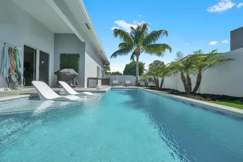 875 SE 13th Avenue Deerfield Beach FL 33441