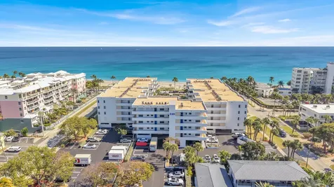 875 SE 13th Avenue Deerfield Beach FL 33441
