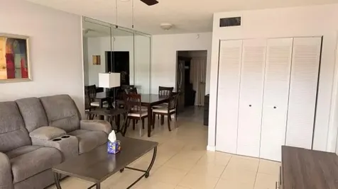 5 Abbey Lane Delray Beach FL 33446