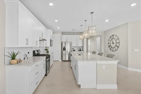 10205 Sw Pervenche Lane Port Saint Lucie FL 34987